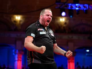 Van Duijvenbode verrast ook Anderson en bereikt halve finales World Matchplay