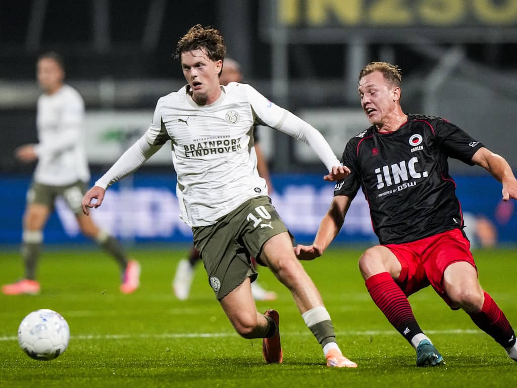 Exquisite Live Eredivisie | Pepi Zet Psv Op Gelijke Hoogte Tegen Fc Utrecht Wallpaper for Mobile