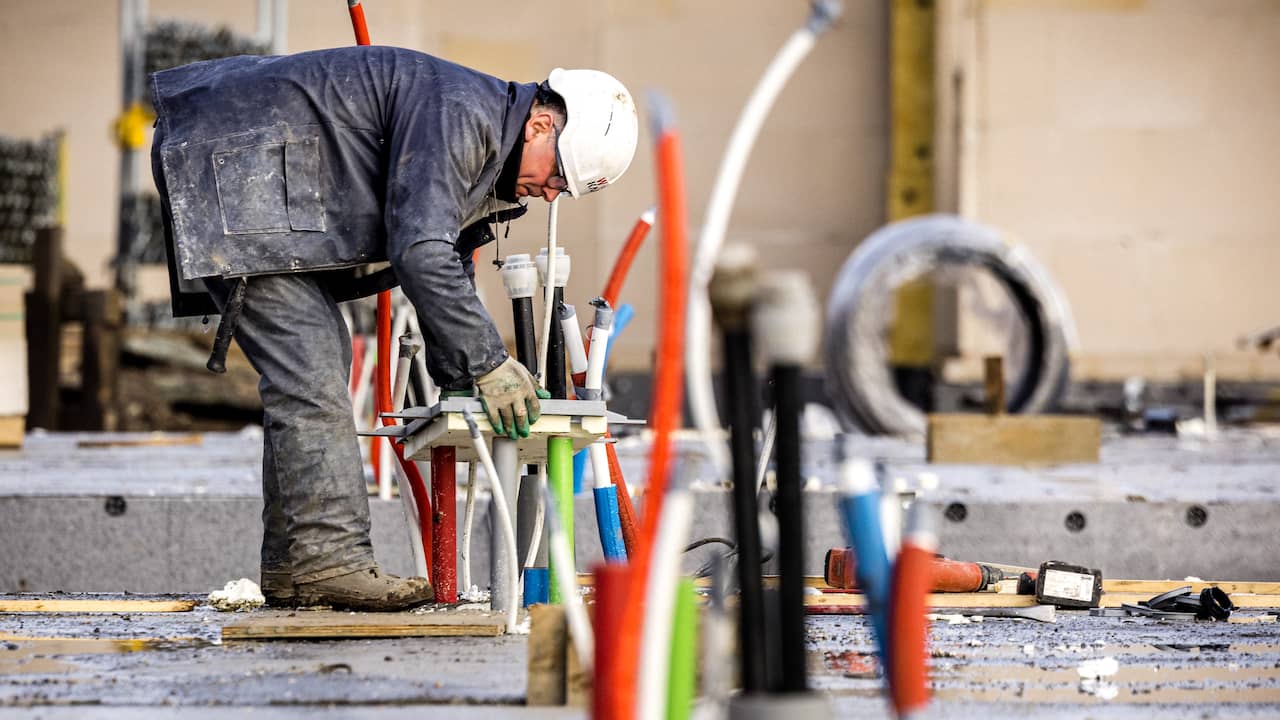 ACM doet inval bij drie aannemers om mogelijke prijsafspraken rond ...