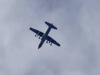 Nederland voert eerste luchtdropping hulpgoederen boven Gaza uit