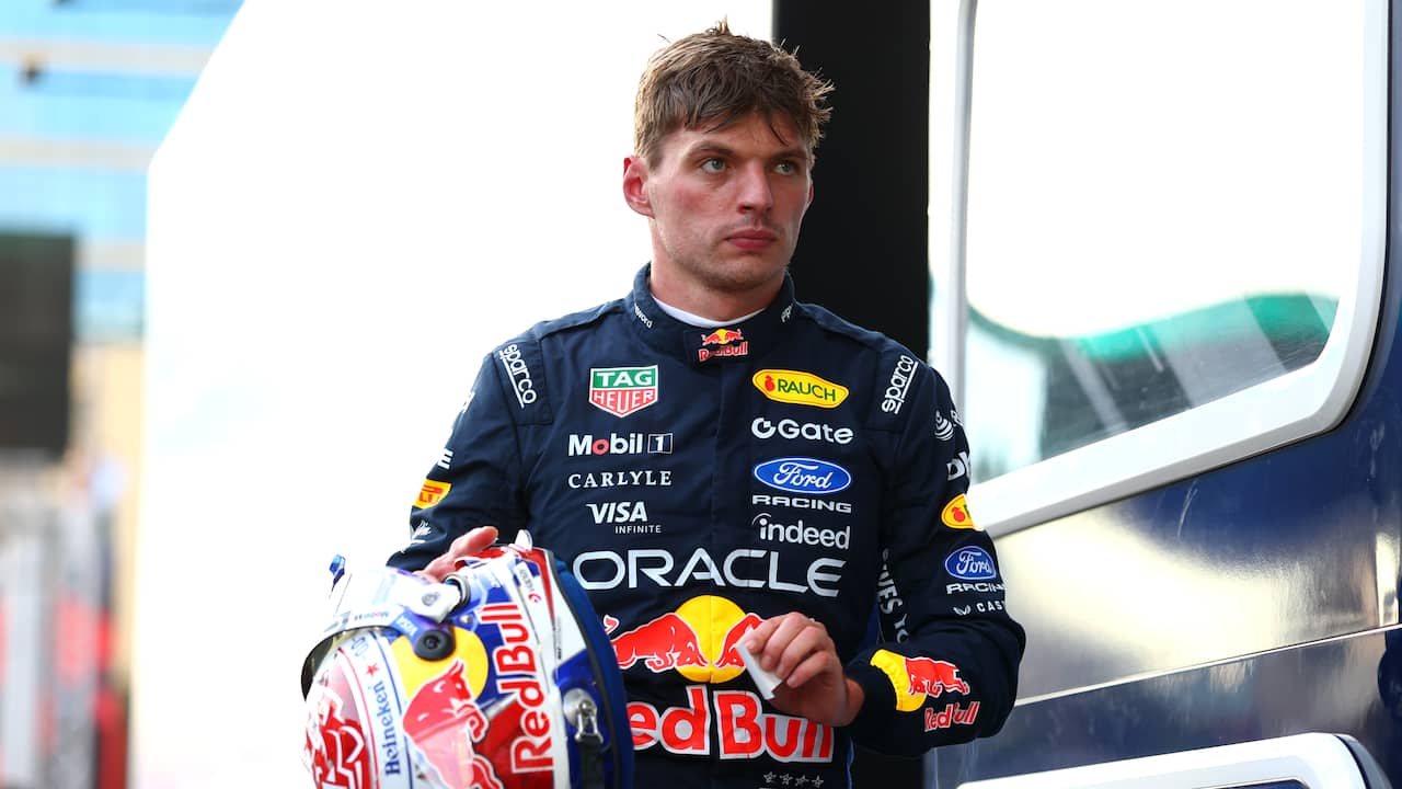 Foto bij Verstappen achtste in kwalificatie Bakoe, Russell pakt pole na uitvallen Antonelli