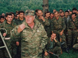Ratko Mladic was 'de slager van Bosnië', maar voor veel Serviërs een held