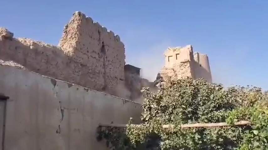 Taliban vernielen historische vesting in Afghanistan met bulldozers