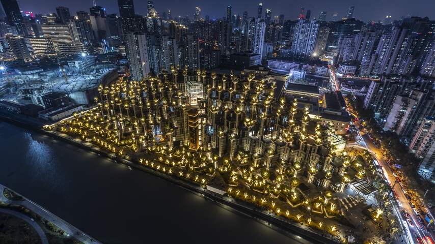 Inwoners Sjanghai schreeuwen vanaf balkon tijdens lockdown