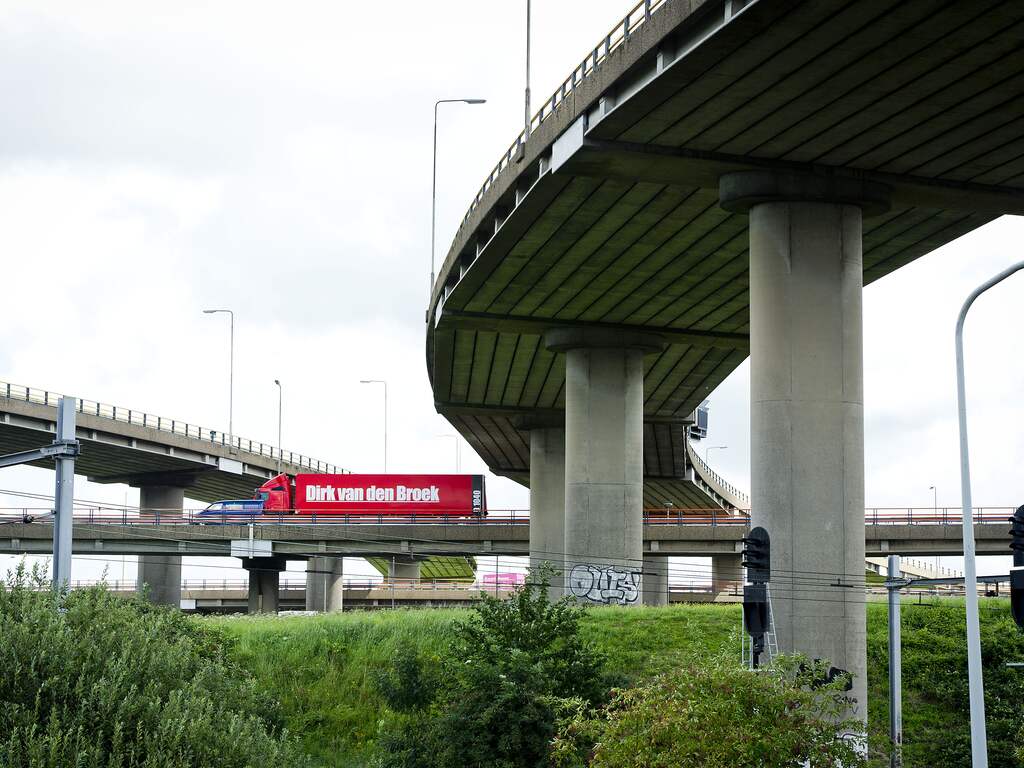 Honderd bruggen en viaducten slijten mogelijk sneller door constructiefout