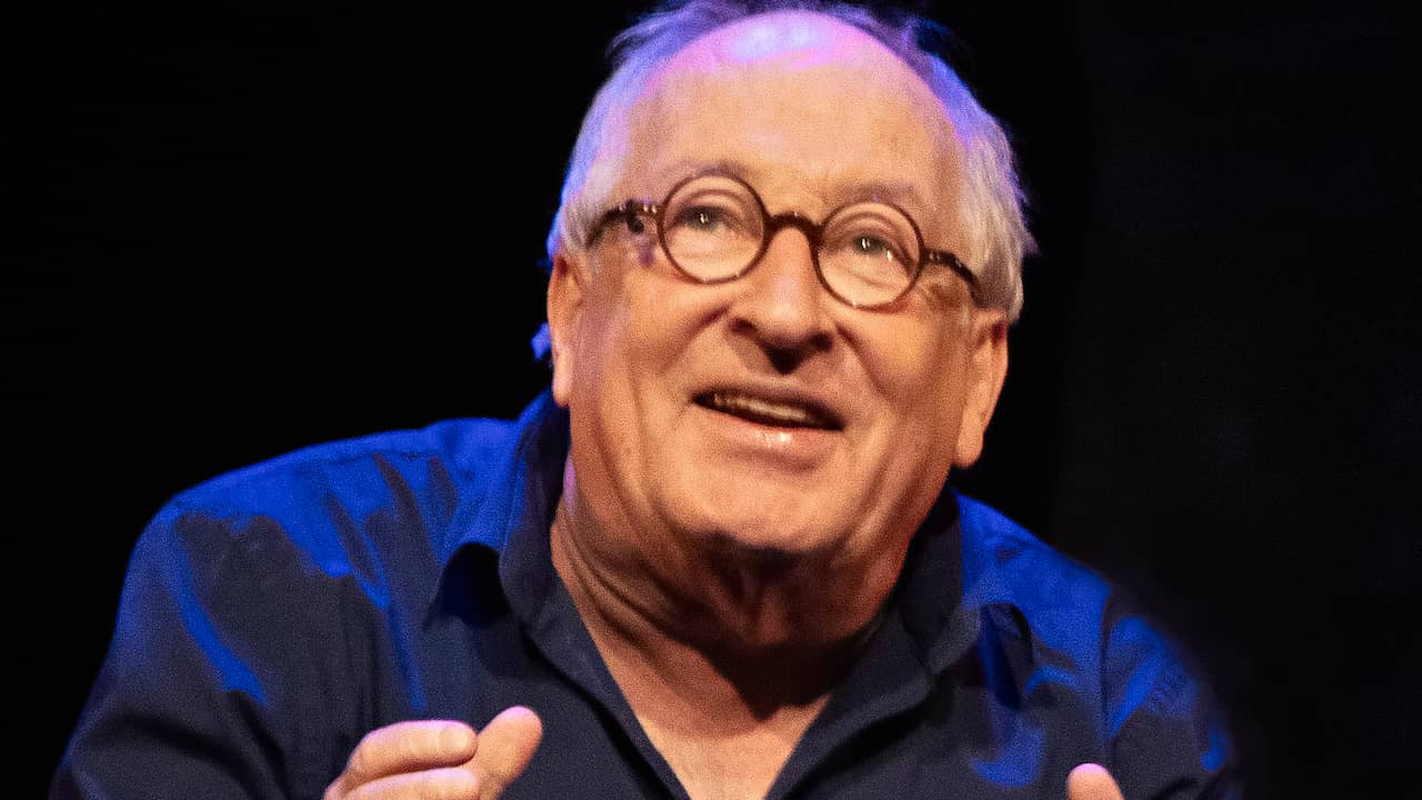 Youp van 't Hek mag vanaf woensdag weer optreden | Boek & Cultuur | NU.nl
