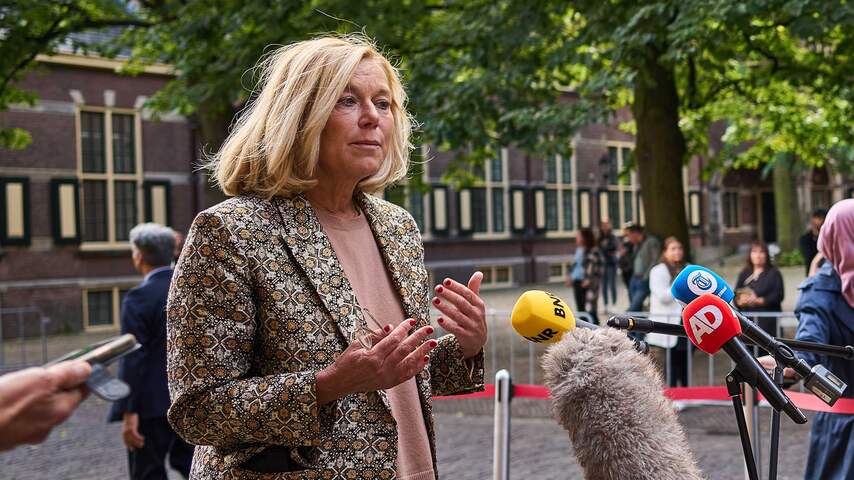 Kaag: 'We proberen nog steeds mensen naar Nederland te krijgen'