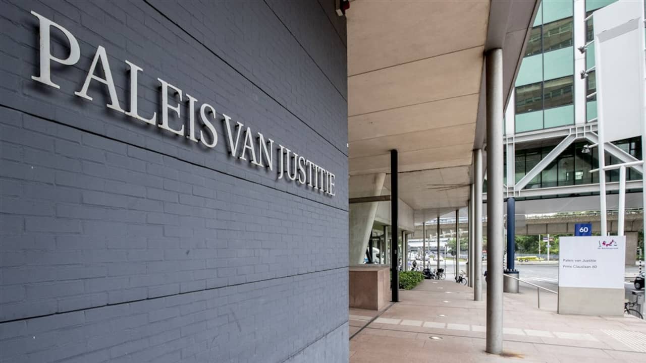 Zes jaar cel en tbs voor man die broer doodstak in ouderlijk huis in Gouda