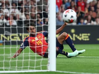 Wereldkampioen Spanje wint van Engeland in vermakelijk voetbalgevecht