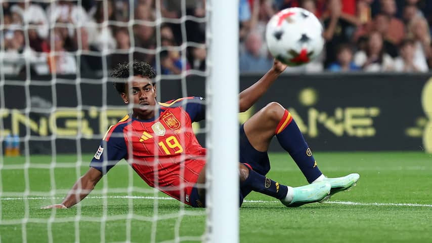 Wereldkampioen Spanje wint van Engeland in vermakelijk voetbalgevecht