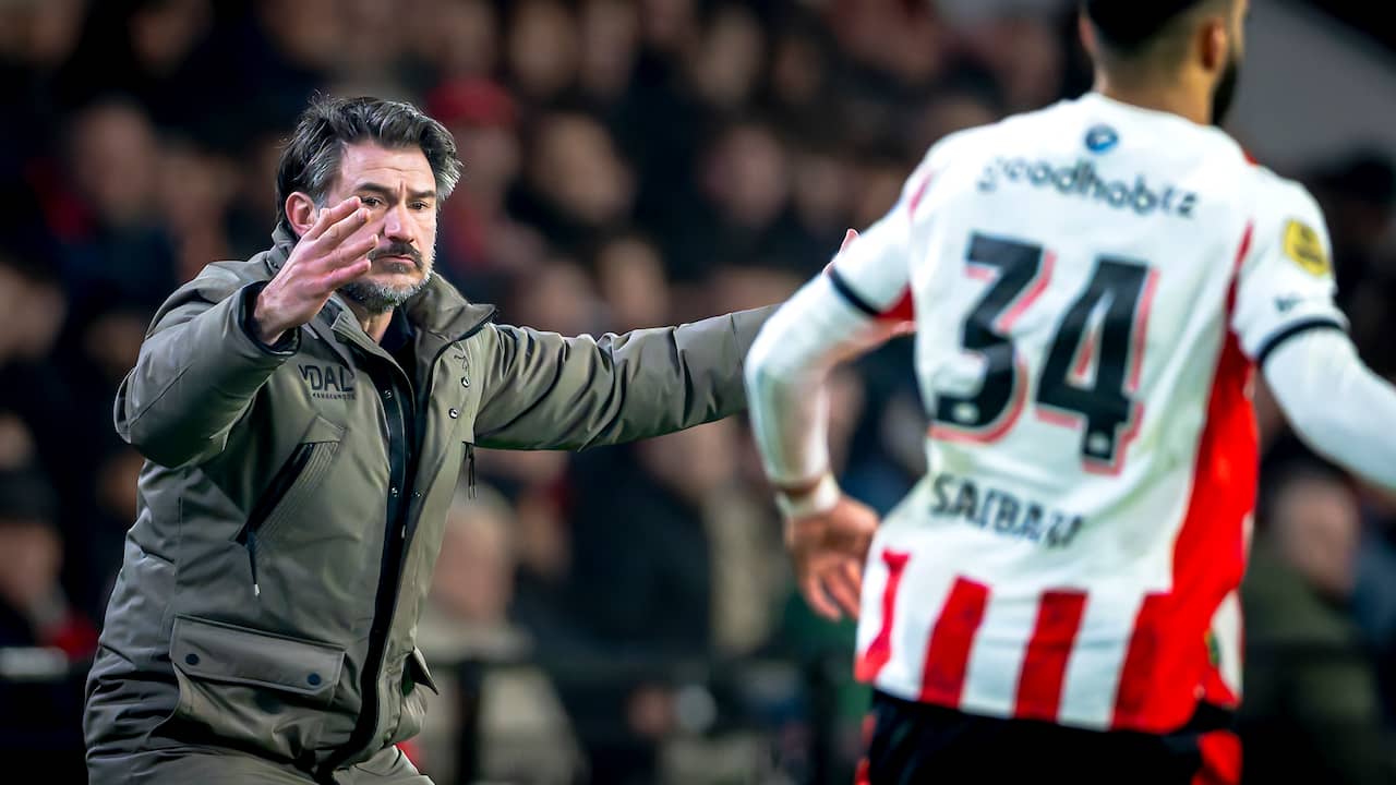 NAC pakt punt tegen PSV: 'Krijgen altijd de bloemen, maar nooit het resultaat'