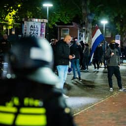 Gemeenteraden doelwit azc-protesten: 'Angst bij verlaten van vergadering'