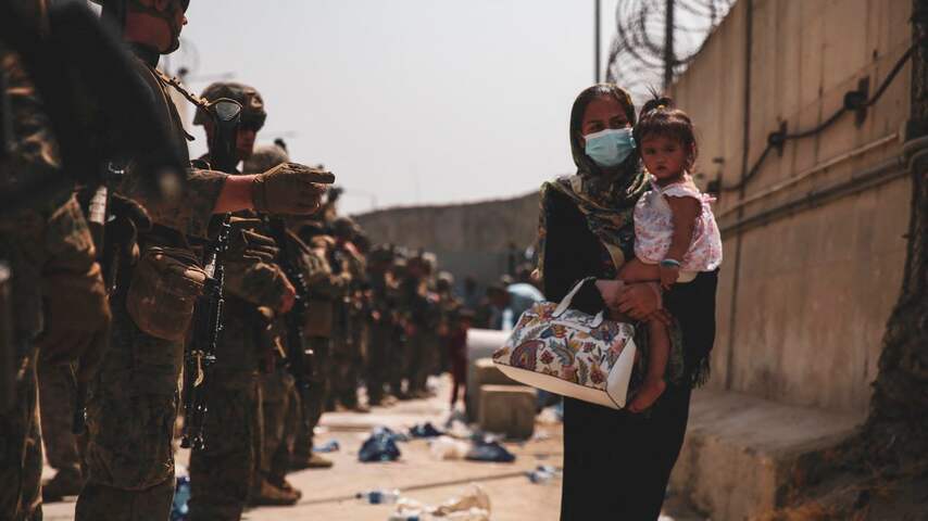 Terugkijken: Dit maakte de evacuaties vanaf het vliegveld van Kaboel zo moeilijk