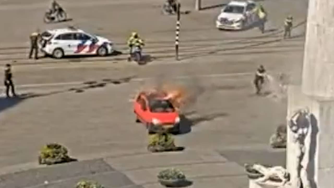 Video | Zo ontstond de autobrand op de Dam