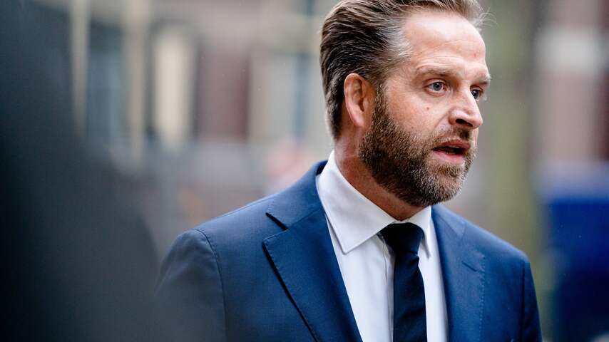 De Jonge doet oproep: 'Haal booster tegen omikronvariant'