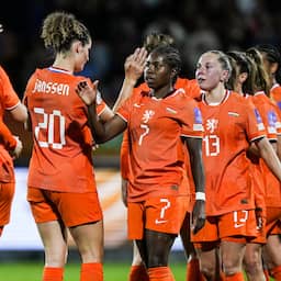 Oranjevrouwen kunnen WK ruiken, maar zijn nog niet tevreden: 'Had meer verwacht'