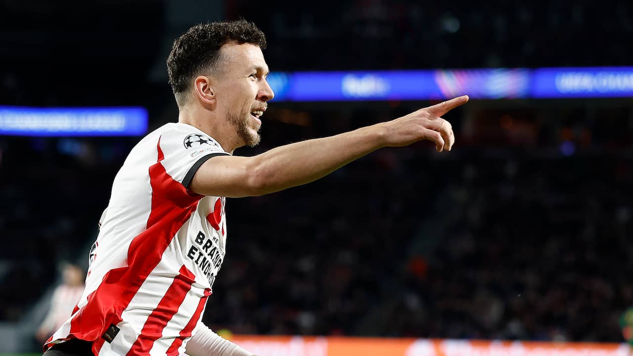 Live KNVB-beker | Amateurs van Katwijk verrassend op voorsprong in Den Bosch