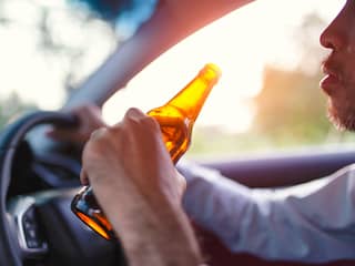 Britse man belt zelf politie omdat hij dronken achter het stuur zit