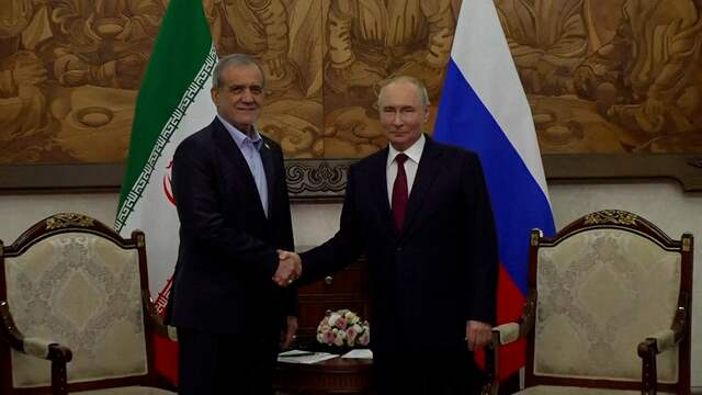 President Iran tegen Poetin: 'Houden ons aan bestand als VS dat ook doet'