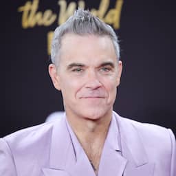 Robbie Williams brengt album onverwachts uit: ‘Lang genoeg geduurd’