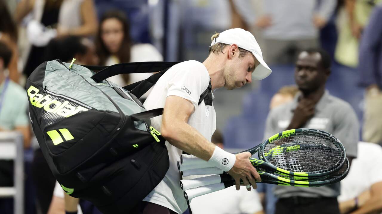 Foto bij Van de Zandschulp ondanks exit verbaasd over Zverev: 'Hij ging er niet echt voor'