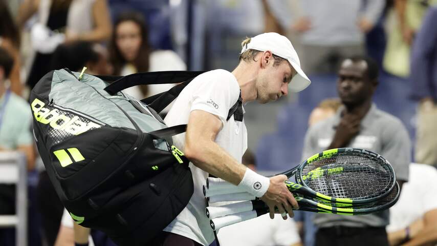 Foto bij Van de Zandschulp ondanks exit verbaasd over Zverev: 'Hij ging er niet echt voor'