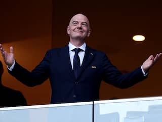 Infantino overweegt WK met 64 teams: 'Elk land moet dromen van deelname'