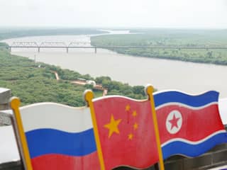 Nieuwe brug tussen Rusland en Noord-Korea bijna klaar, tot vrees van Oekraïne