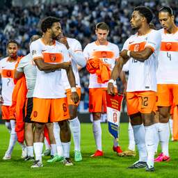 Timbers 24 jaar na broers De Boer samen in basis Oranje: 'Dit was onze droom'