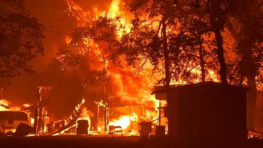 Bosbrand in Californië verwoest land ter grootte van Los Angeles