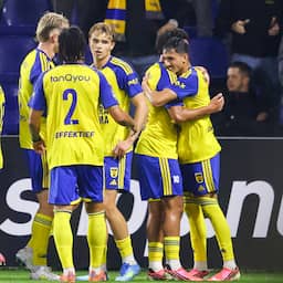 Teruglezen | Mooie avond voor Cambuur met zege tegen zwak NEC