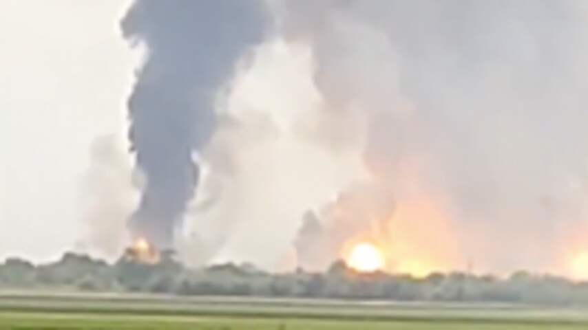 Ooggetuigen filmen nieuwe explosies op de Krim