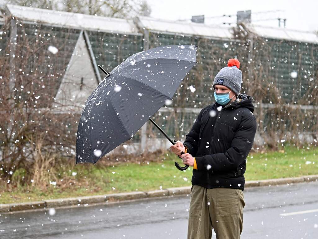 Weerbericht: Winterse dag met kans op onweer en windstoten