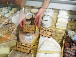 Hoe kan de Franse hypermarché zó groot, goedkoop en populair zijn?