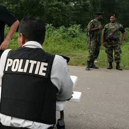 Nederlander zonder rijbewijs moet cel in voor aanrijding met 5 doden in Suriname