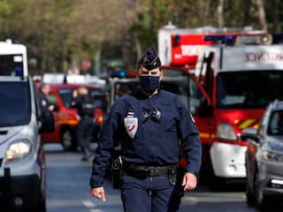 Verdachte van steekpartij wilde Charlie Hebdo-kantoor in brand steken