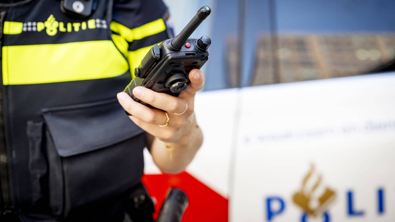 Jongeren gooien stenen en vuurwerk in huis en mishandelen man in Putte