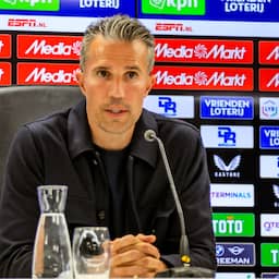 Van Persie niet bang voor negatieve reacties bij terugkeer in Heerenveen