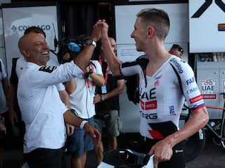 Tour-winnaar Pogacar imponeert en slaat direct toe in Vuelta met zege in tijdrit