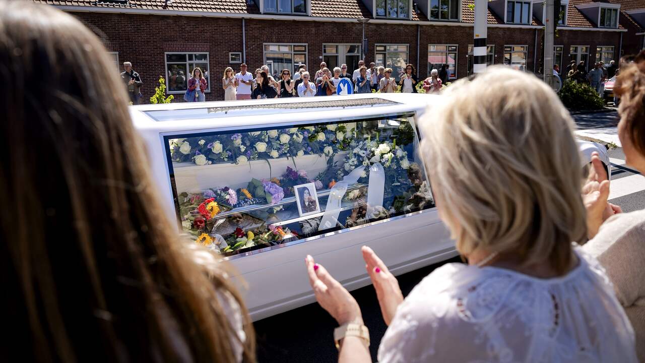 Foto bij Familie Jade Kops wordt bedreigd: 'Bij het graf scannen we continu de omgeving'
