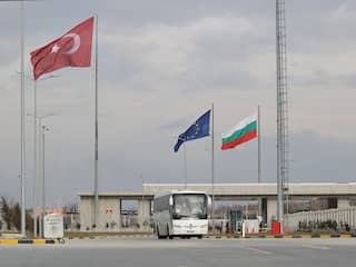 Nederlander rijdt in Turkije mensen aan na ruzie en wil daarna grens oversteken