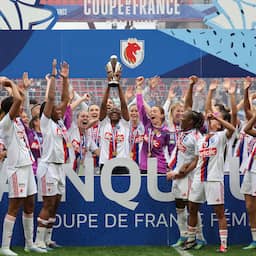 Egurrola wint Franse beker met Lyon na zege in finale tegen PSG met Leuchter