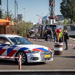 Man doodgeschoten op druk terras in Amsterdam