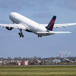 Schiphol gives airlines discount due to high fuel prices