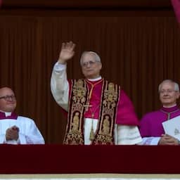 Video | Nieuwe paus maakt zich bekend op balkon Sint-Pietersbasiliek