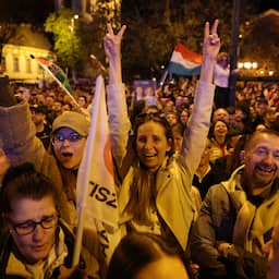 Live Hongarije | Magyar in overwinningsspeech: 'We hebben ons land teruggeclaimd'