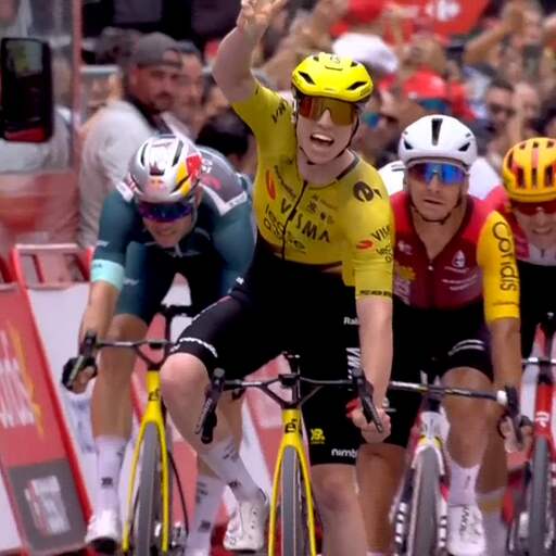 Illustratie bij: Video | Brennan voltooit hattrick met overtuigende sprint in Vuelta