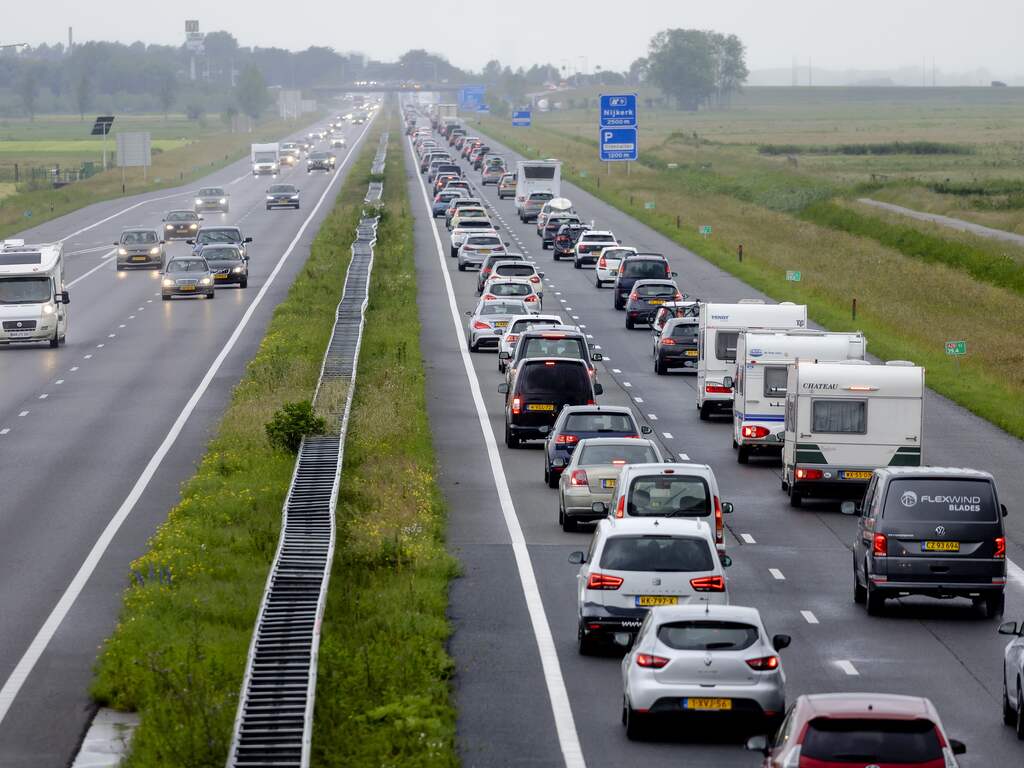 Vrijdag drukte op de weg verwacht vanwege pinksterweekend en NS-staking