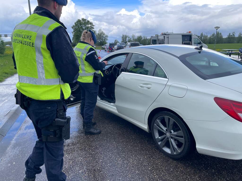 Marechaussee merkt geen verschil in resultaten na verbod etnisch profileren