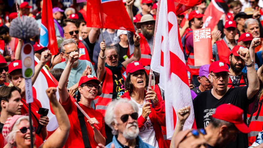 Heel openbaar vervoer gaat plat door staking op woensdag 9 september